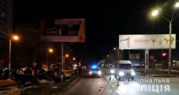 Жертвами стали молоді хлопці: з'явилися кадри трагедії в Одесі, авто розірвало на частини