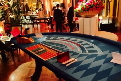 Trevliga Slotsspel gratis pengar casino Kungen Online Casino